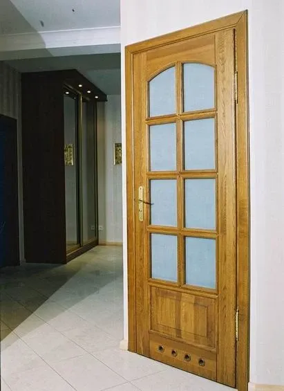 Drzwi wewnętrzne z przeszkleniami